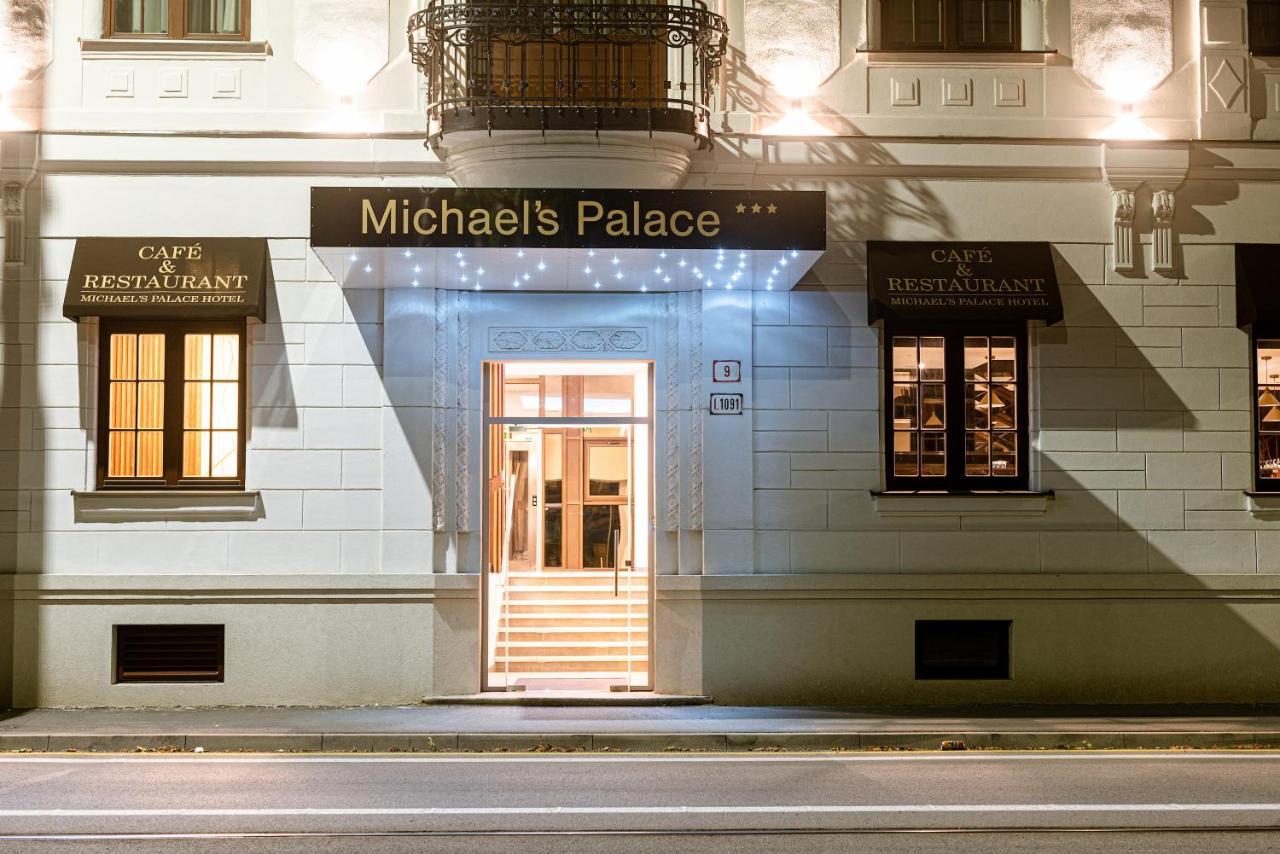 קושיצה Hotel Michael'S Palace מראה חיצוני תמונה